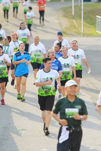 BIB: 1219
                            <button type="button" onclick="openModal(3555632)" class="btn btn-primary btn-sm float-right btn-popup" data-toggle="modal" data-target=".modal-high-quality">
                        <i class="fas fa-shopping-cart"></i> Add to Cart
                    </button>
                                            <button type="button" onclick="isThisMe(3555632, true)" class="btn btn-success btn-sm float-right btn-popup btn-isme hidden" data-toggle="tooltip" data-placement="bottom" title="นี่คือรูปของคุณใช่ไหม คลิกที่นี่เพื่อเอาเข้าอัลบั้ม">
                        <i class="fas fa-plus"></i> Add to album
                    </button>
                    <button type="button" onclick="isThisMe(3555632, false)" class="btn btn-warning btn-sm float-right btn-popup btn-isnotme hidden">
                        <i class="fas fa-ban"></i> Remove from album
                    </button>